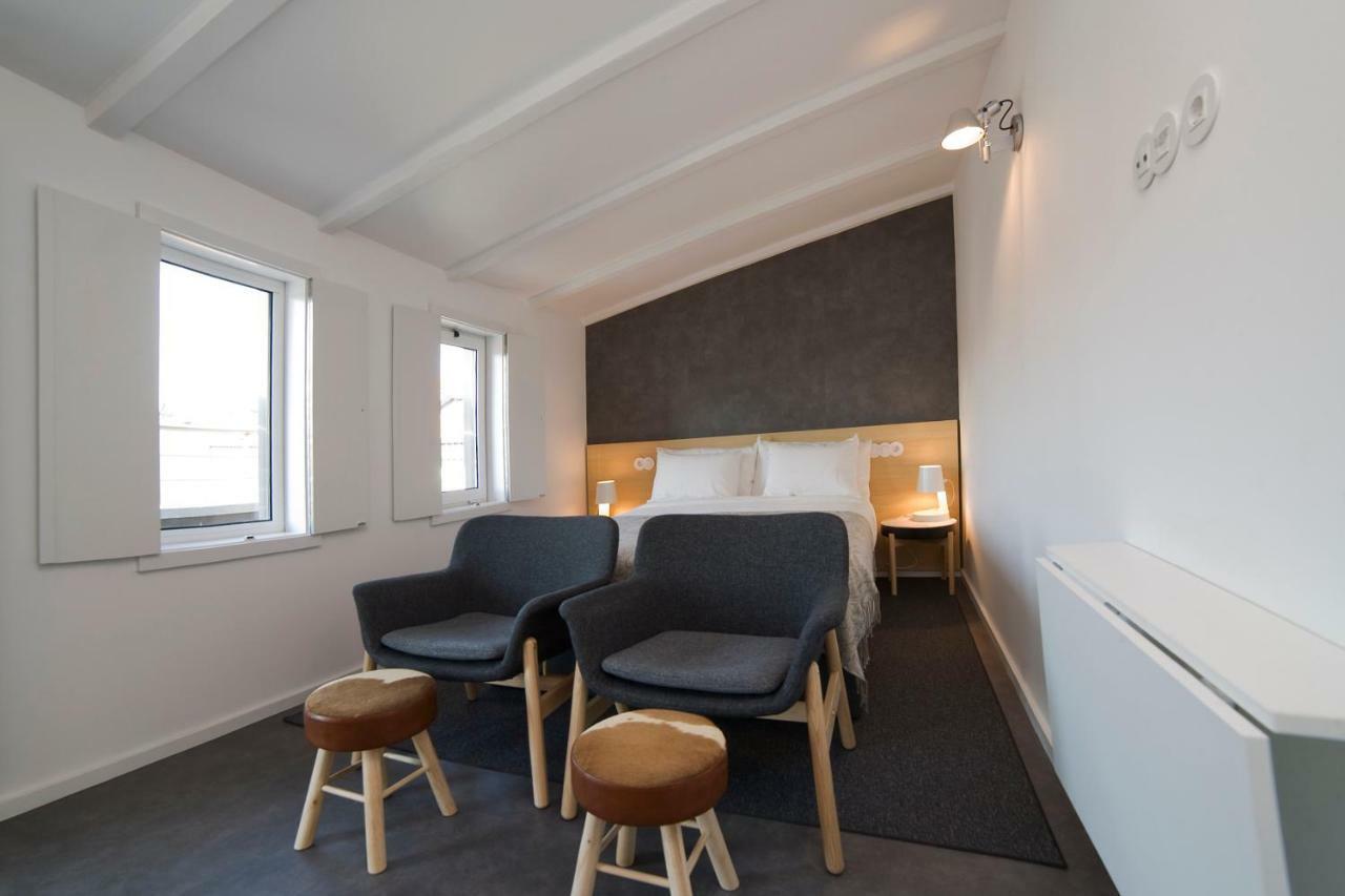 Oporto Design Attic - Solar Da Avenida Apartment ภายนอก รูปภาพ