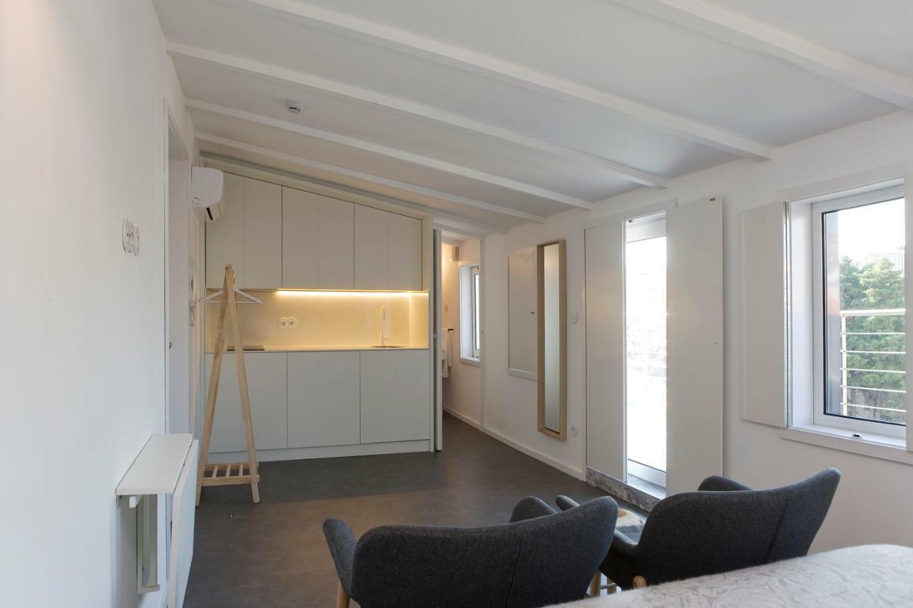Oporto Design Attic - Solar Da Avenida Apartment ภายนอก รูปภาพ