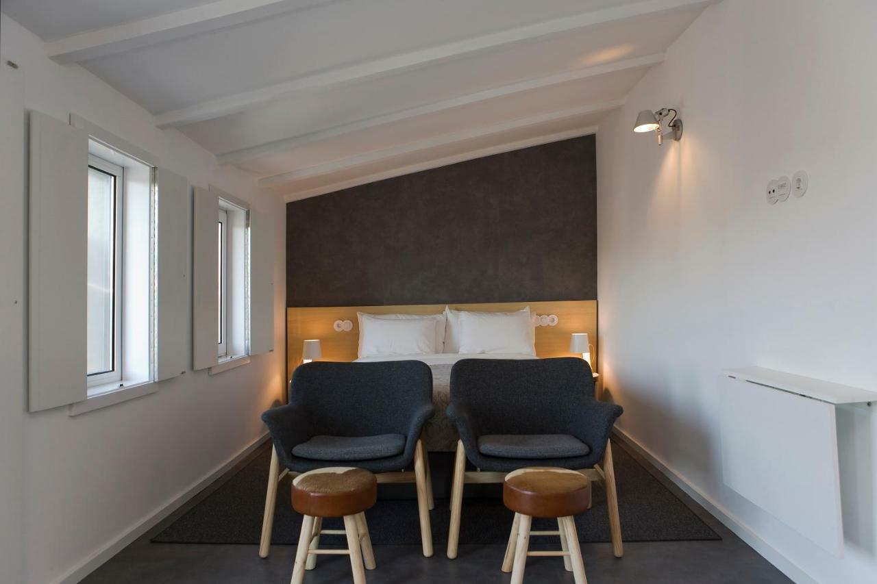 Oporto Design Attic - Solar Da Avenida Apartment ภายนอก รูปภาพ